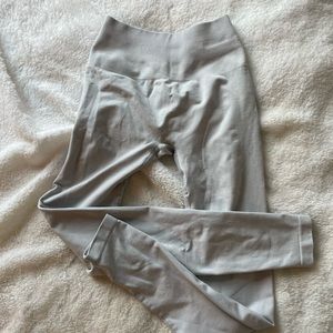 Alphalete amplify light grey leggings